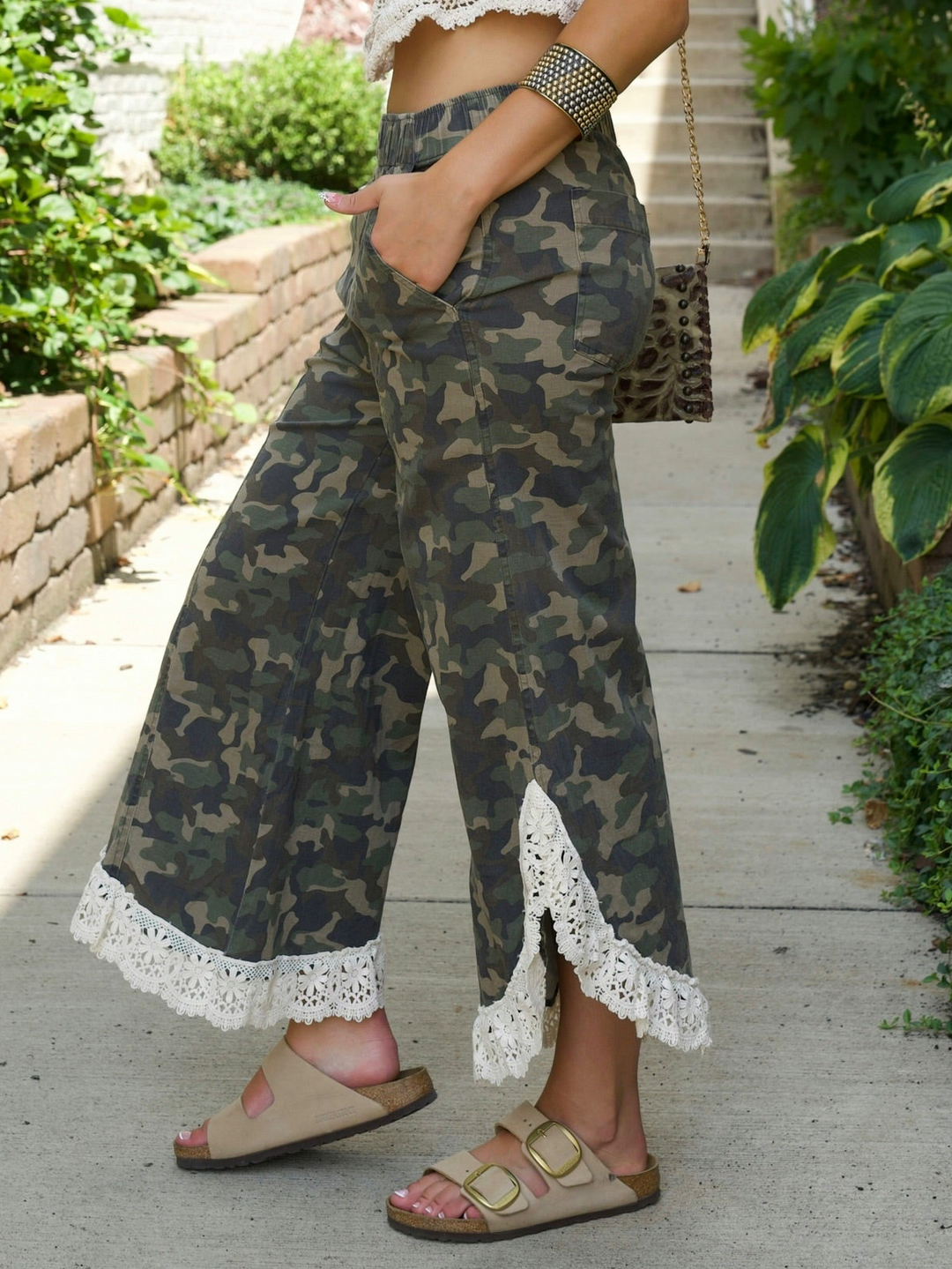 Relaxed Camo Pants with Lace Tulip Hem