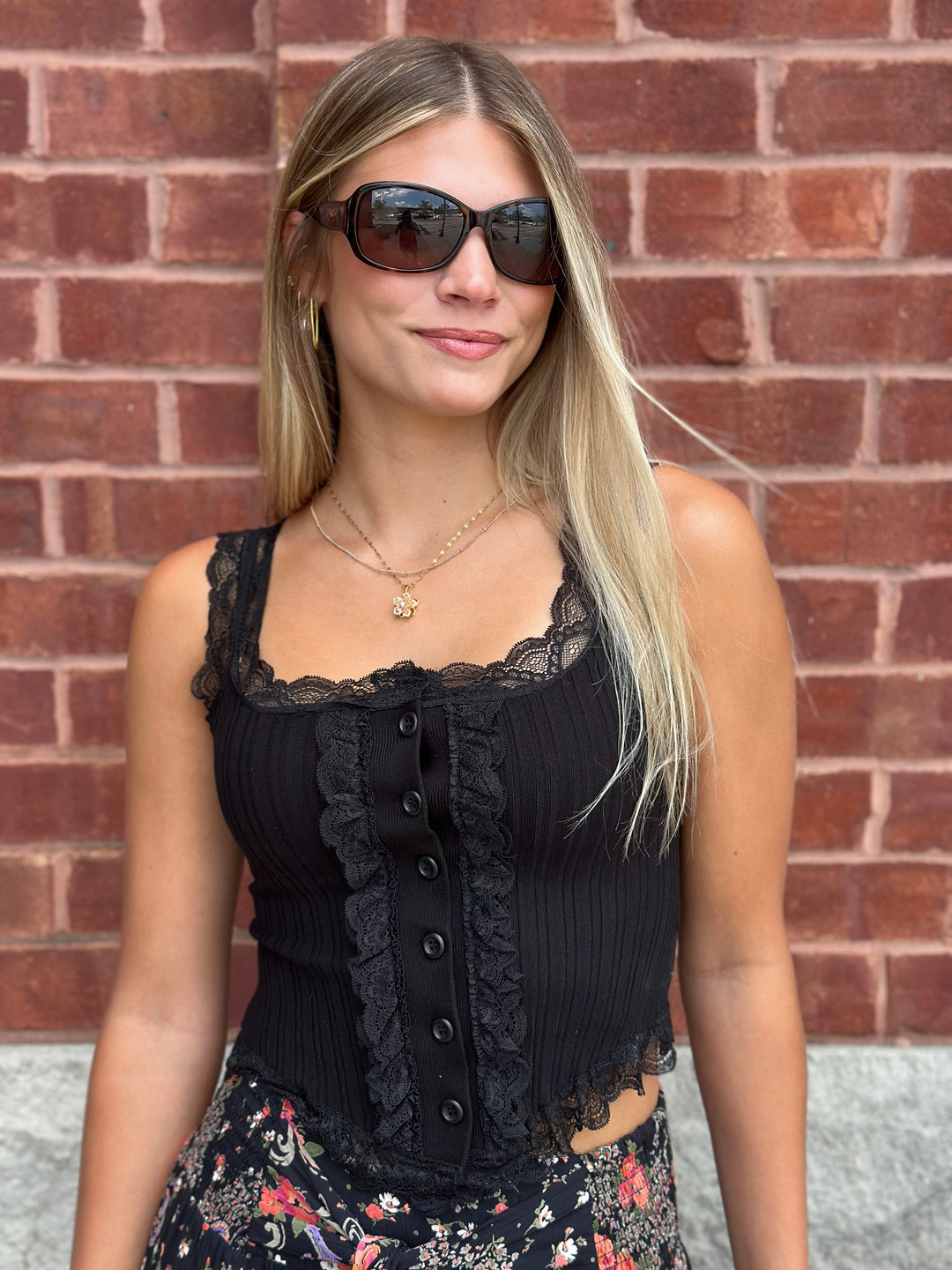 Scalloped Lace Trim Corset Knit Tank Top