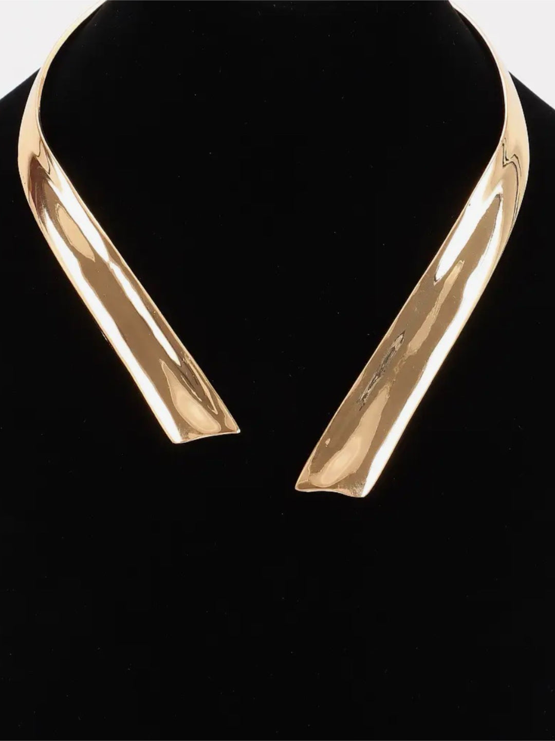 Metal Vintage Necklace