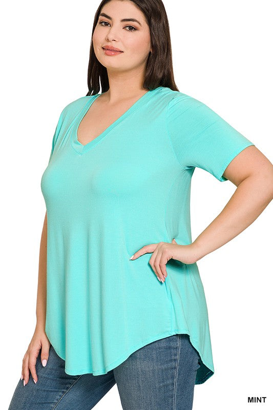 Plus Short Sleeve V-Neck Hi-Low Top - Salt and Grace Boutique