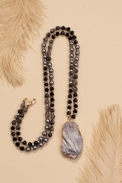 Stone Necklace - Salt and Grace Boutique