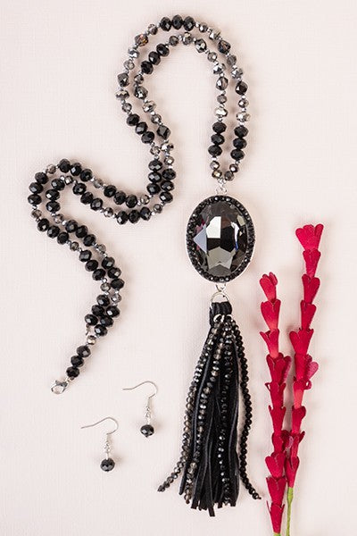 Black Beaded Tassel Necklace Set - Salt and Grace Boutique