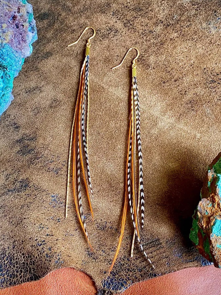 Elegant Coque Feather Dangle Earrings