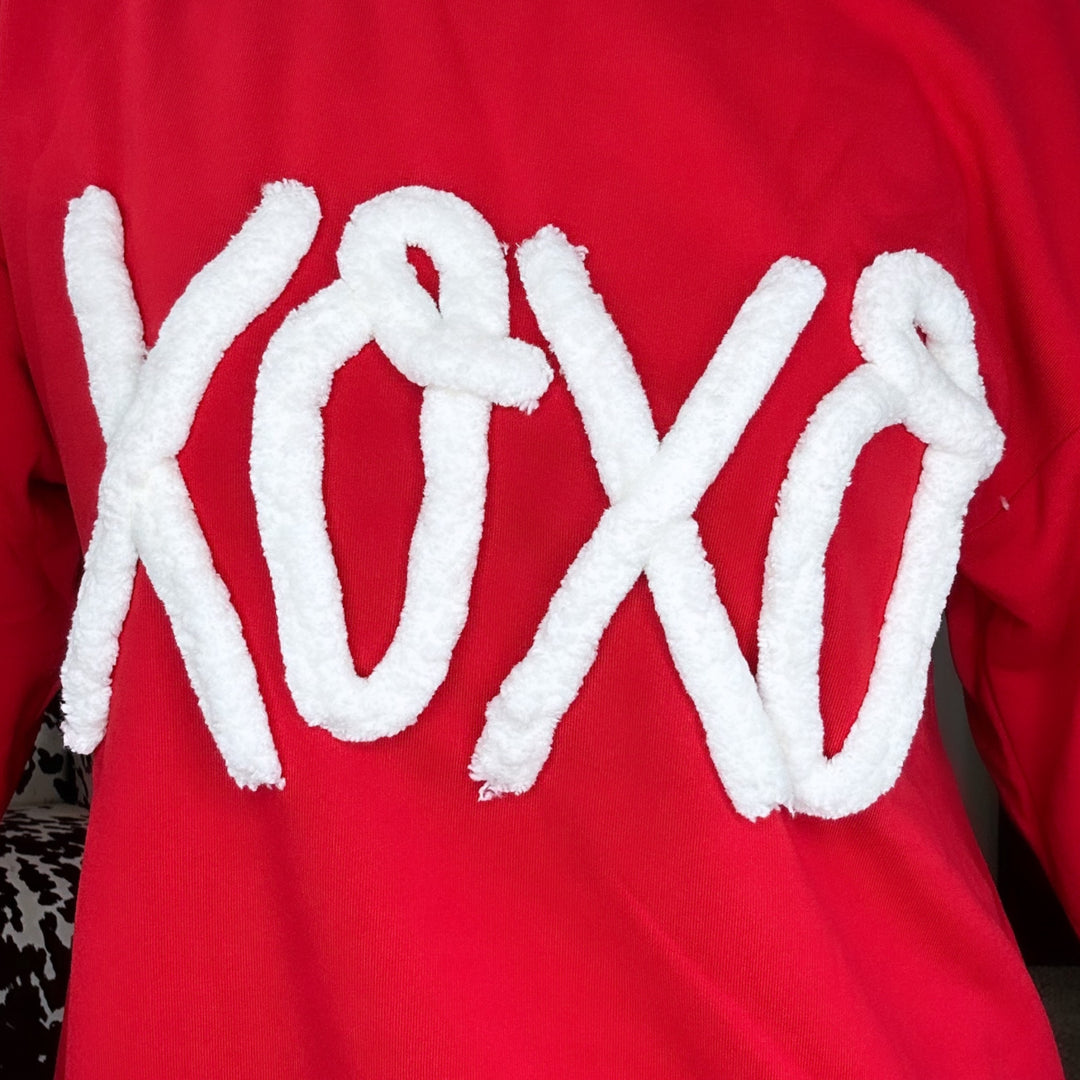 Xoxo Sweatshirt - Salt and Grace Boutique