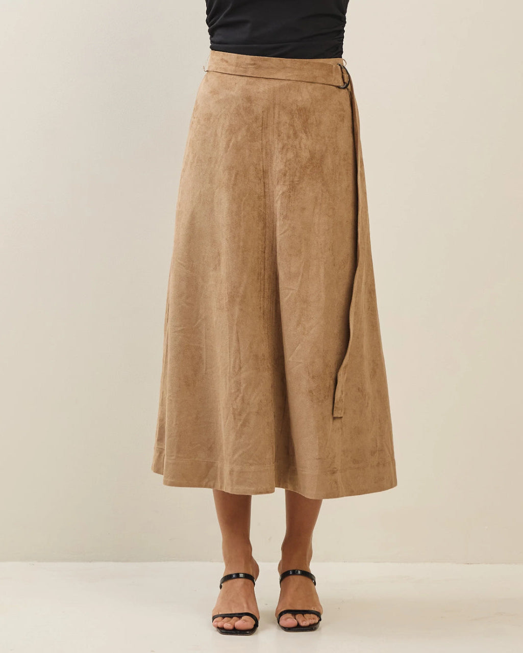 Chic In Suede Belted Midi Skirt