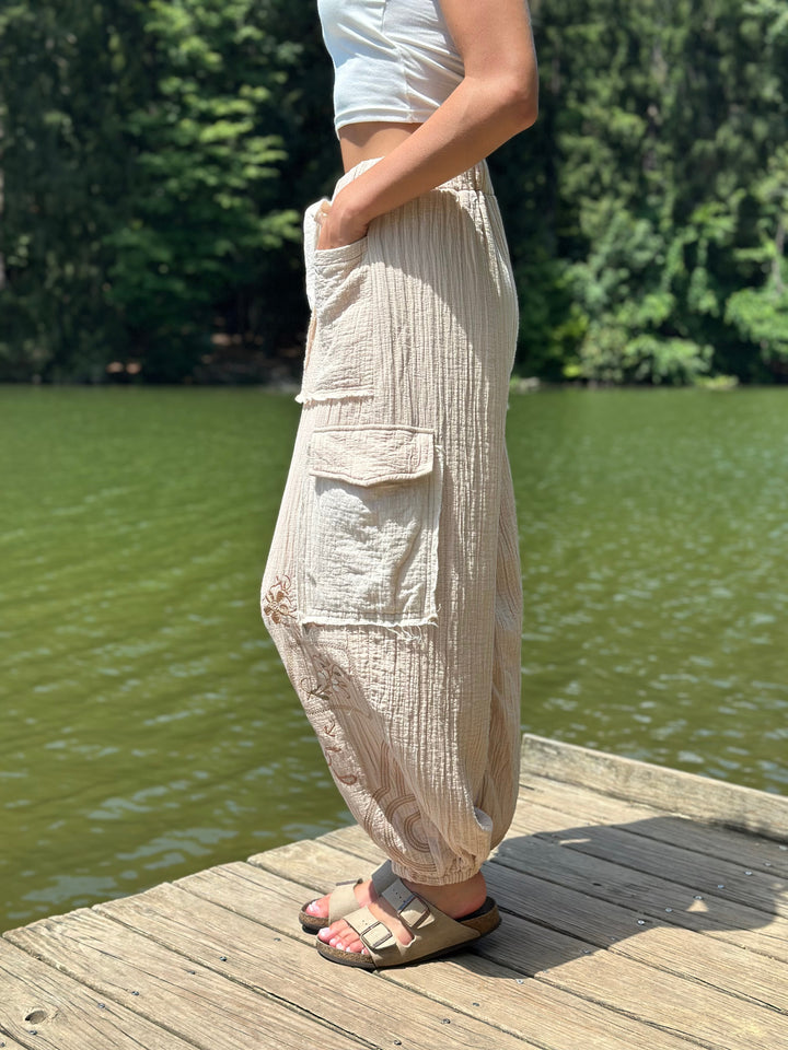 POL Floral Finesse Boho Pants