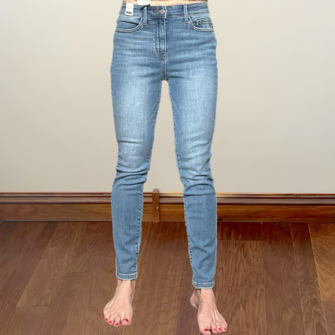 Judy Blue Mid Rise Classic Chic Skinny Jeans - Salt and Grace Boutique