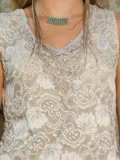 PAT DAHNKE LUXURY Champagne LACE SLEEVELESS TOP