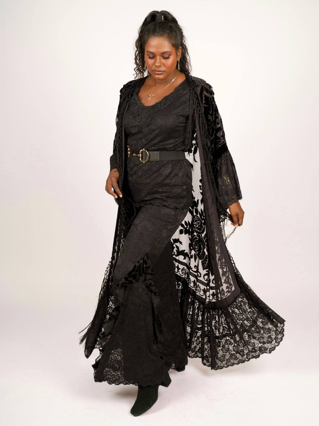 Pat Dahnke Luxury Black Lace Sleeveless Top