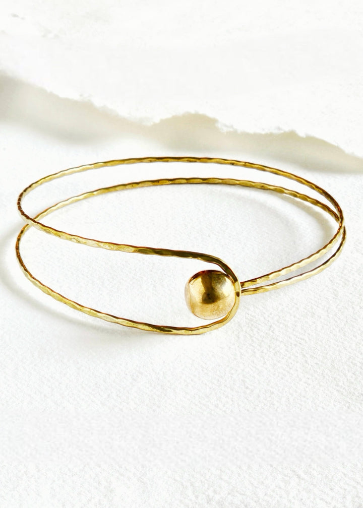 Brass Wire Choker Necklace With sphere ball circle