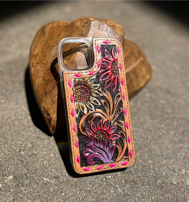 iPhone 15 Pro Tooled Leather Phone Case