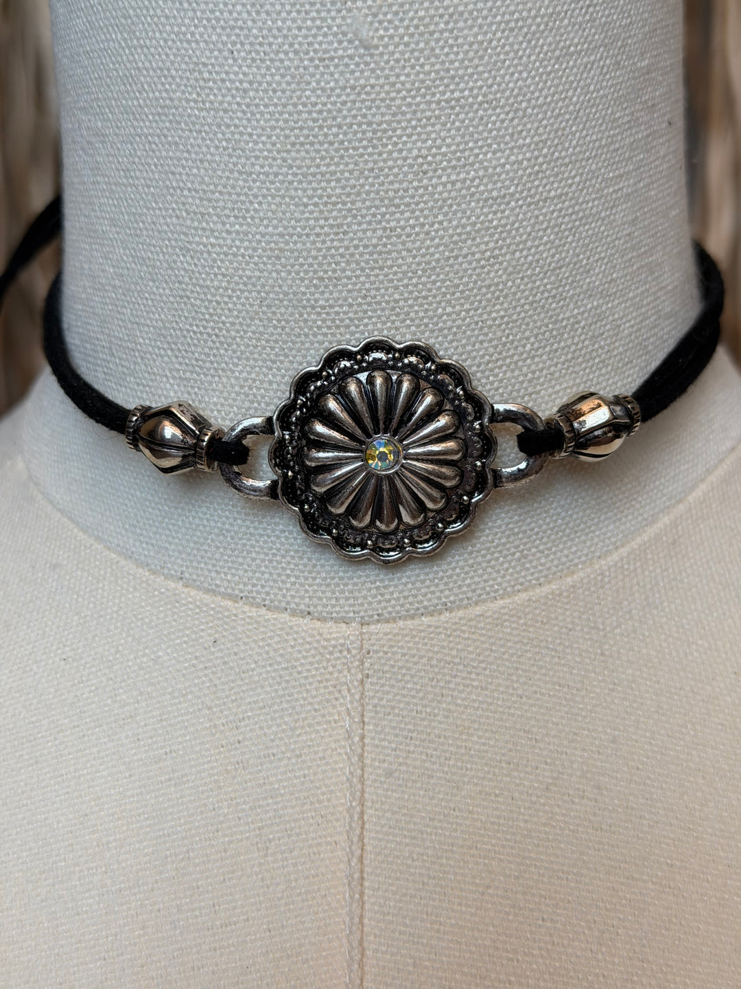 Western Floral Concho Choker Necklace