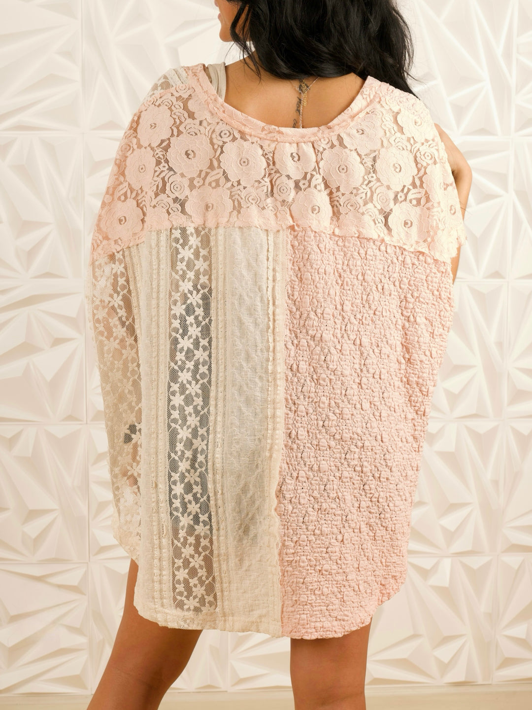 POL Chloe Romantic Lace Oversized Top