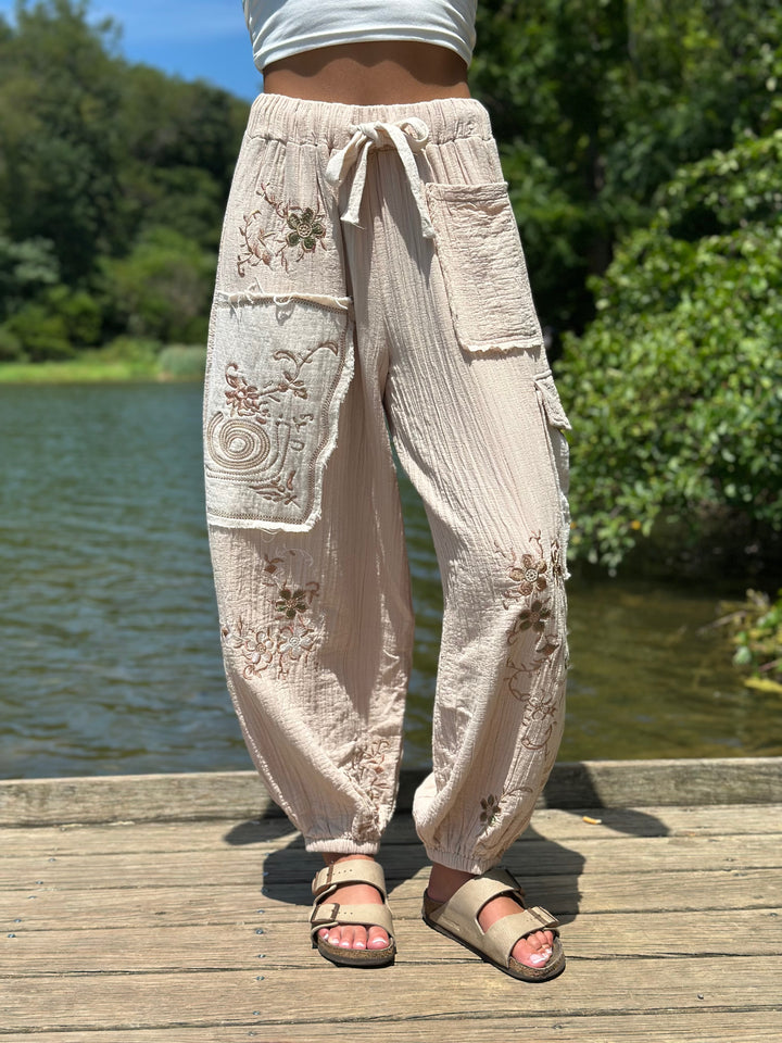 POL Floral Finesse Boho Pants