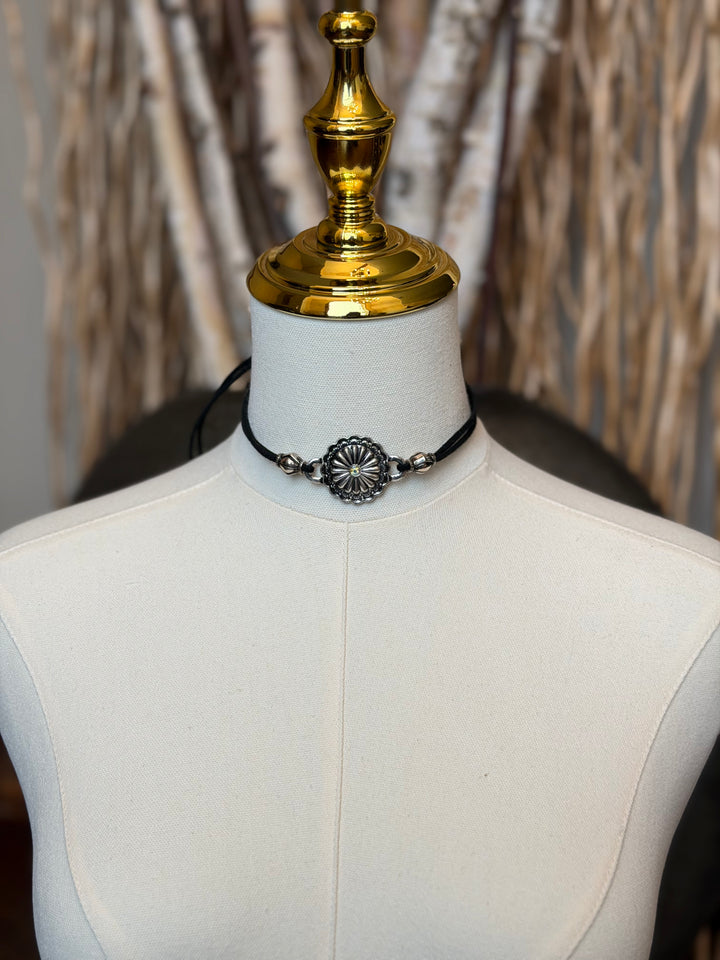 Western Floral Concho Choker Necklace