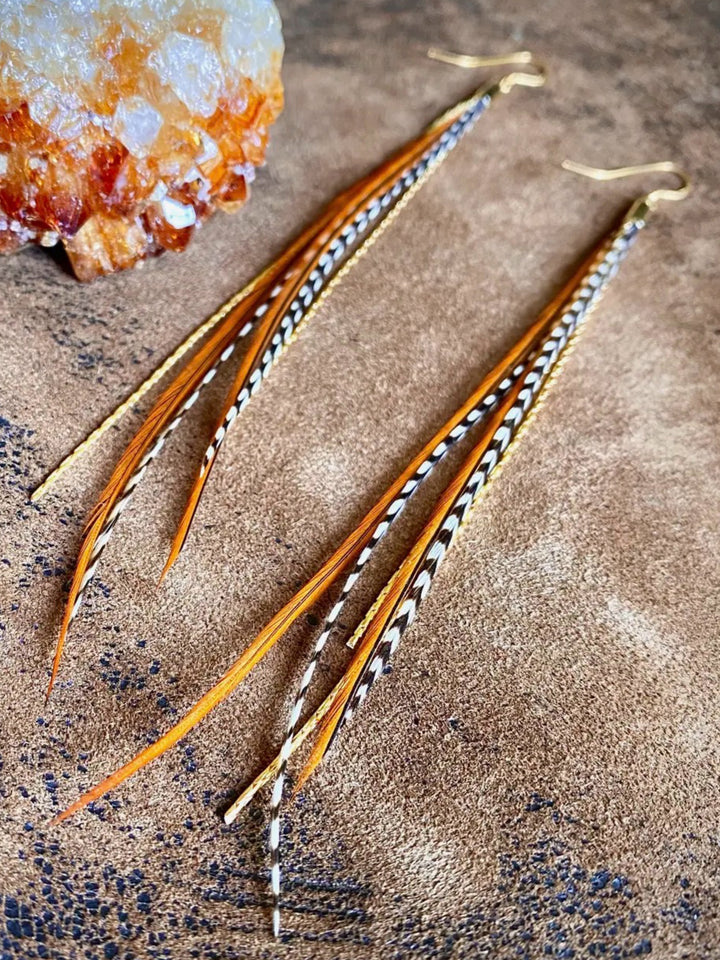 Elegant Coque Feather Dangle Earrings