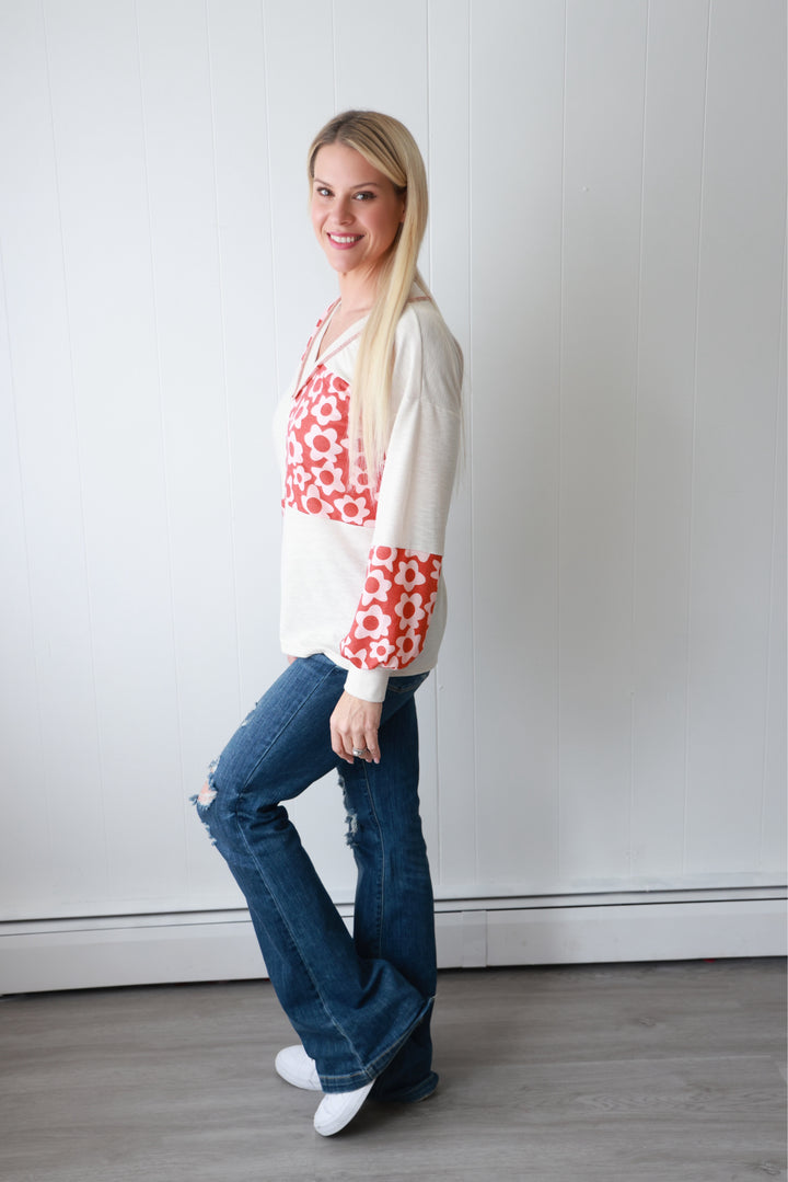 Floral Contrast Stitched V Neck Top