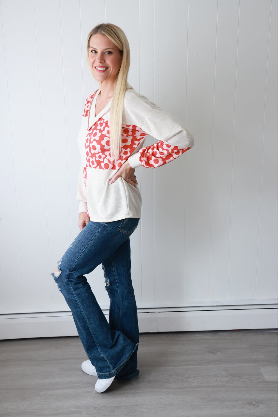 Floral Contrast Stitched V Neck Top