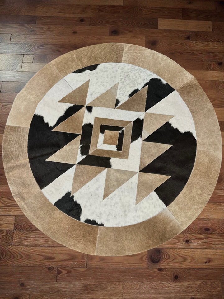 Premium Round Pattern Patchwork Cowhide Area Rug 5x5